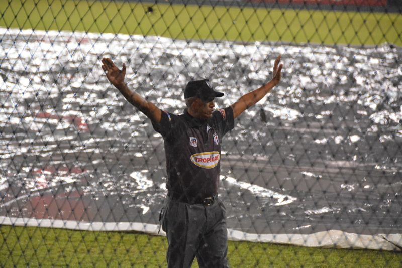 Suspendidos por lluvias partidos Aguilas-Gigantes, Leones-Tigres, se jugarán esta tarde