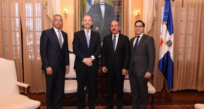 Presidente Danilo Medina recibe a nuevo representante del BID en el país
