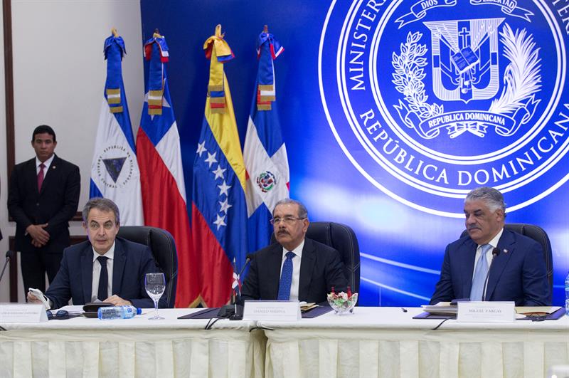 Cancillería confirma no habrá diálogo hoy entre oposición y gobierno venezolano