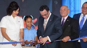 Revolución educativa del presidente Medina beneficia a 945 estudiantes de Azua