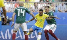 Brasil somete 2-0 a México y se mete en cuartos de final