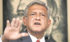 López Obrador renuncia a la seguridad, a la residencia oficial y al avión