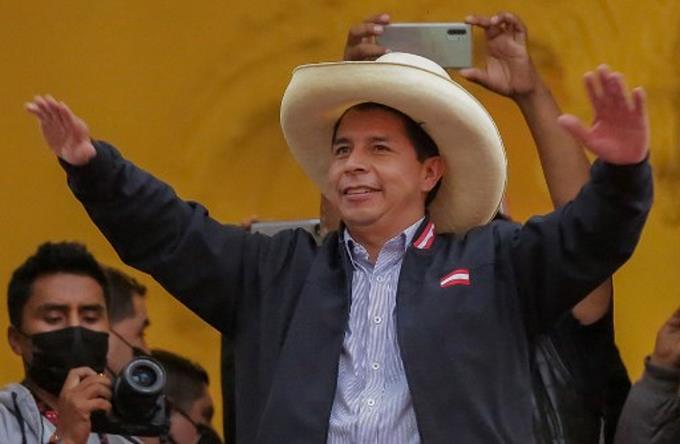 Justicia peruana dicta 18 meses de prisión preventiva para Pedro Castillo