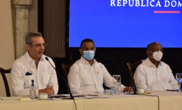 Presidente Luis Abinader anuncia que entregará el próximo año títulos de propiedad a varias comunidades de Santo Domingo Norte