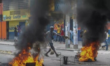 Siguen protestas contra el hambre y la inseguridad en Haití