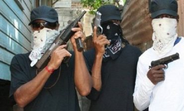 HAITI: Tras sanción ONU, bandas entran en guerra y asesinan a 12