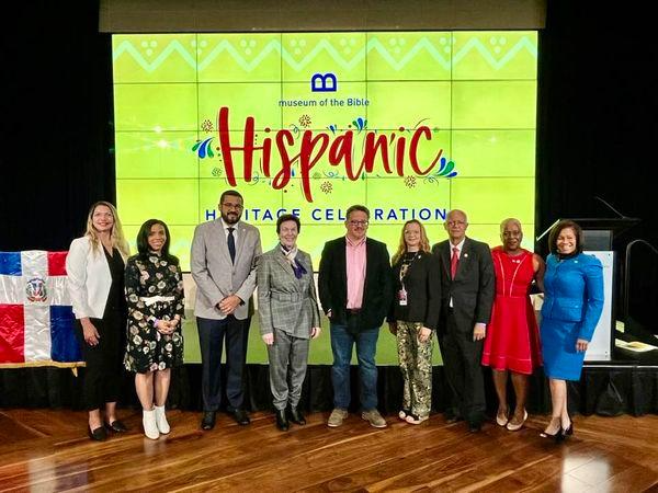 Embajadora Sonia Guzmán destaca el progreso de dominicanos EEUU durante celebración del Mes de la Herencia Hispana