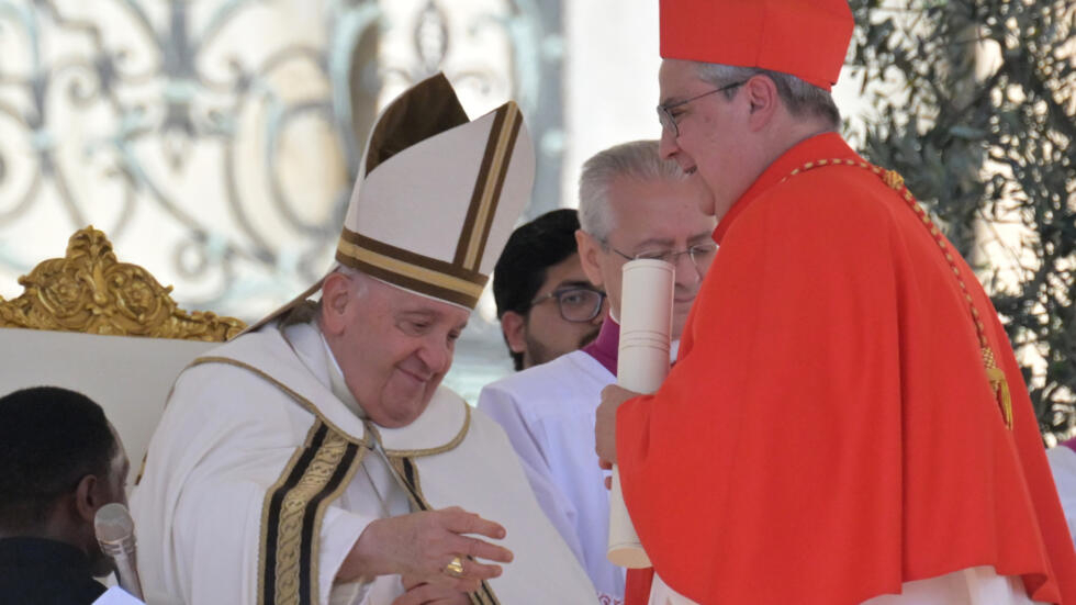 El papa nombra 21 nuevos cardenales que pasarán en su sucesión