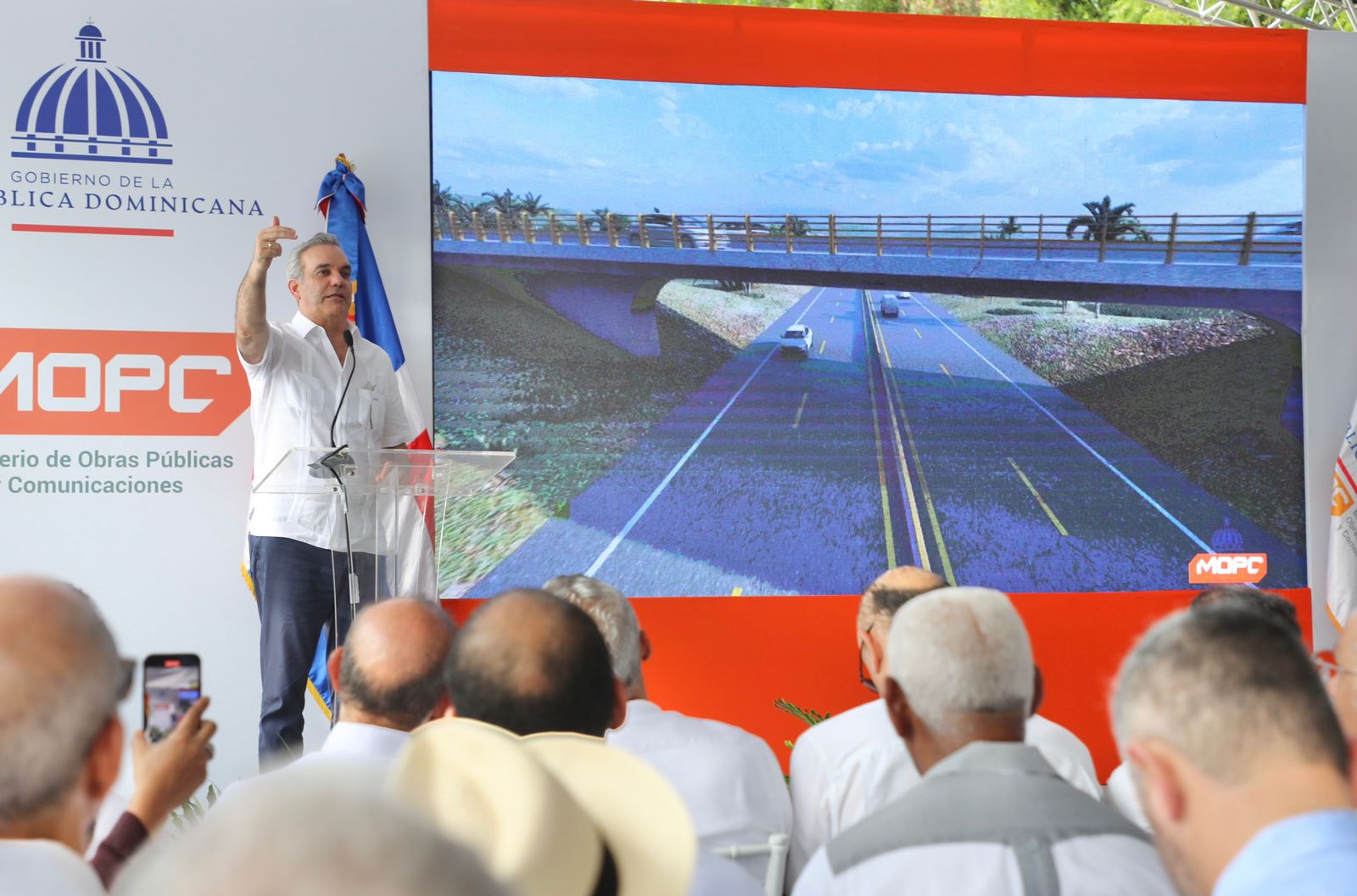 Presidente Abinader inaugura tres obras y deja iniciados trabajos Circunvalación de Navarrete en Santiago