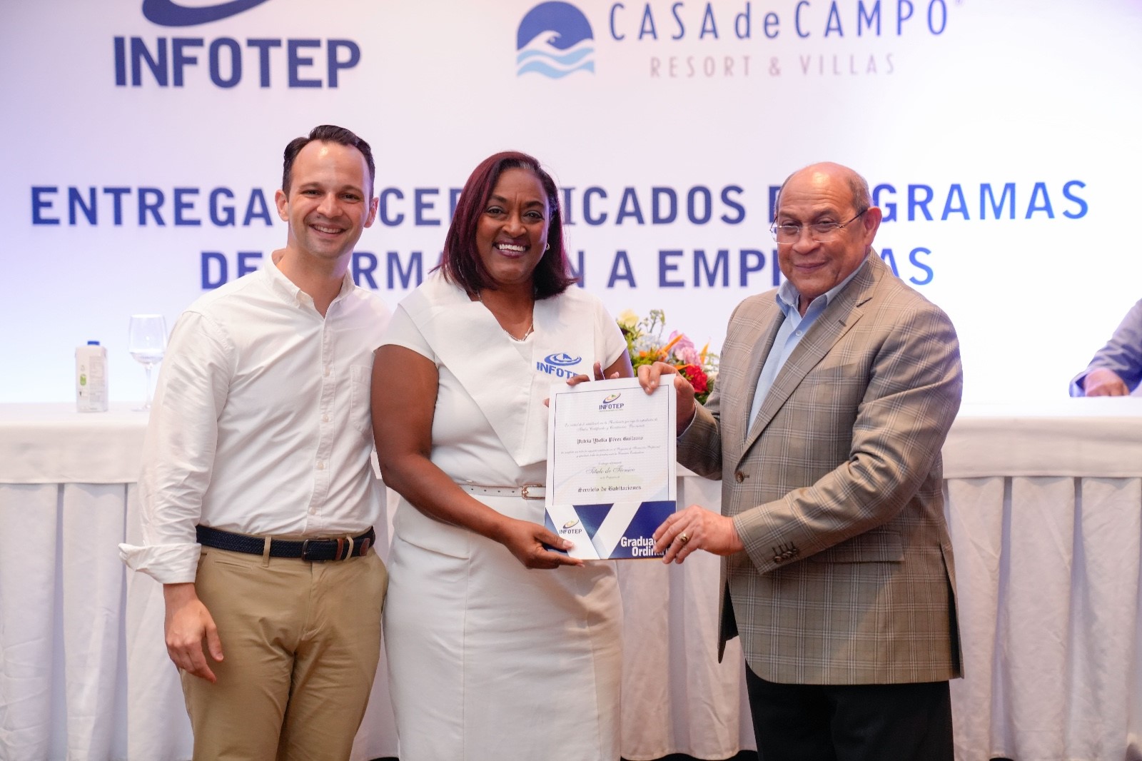 INFOTEP entrega títulos y certificados a 236 colaboradores de Casa de Campo Resort & Villas