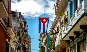 Cuba subirá combustibles y acabará con el subsidio universal a la canasta básica