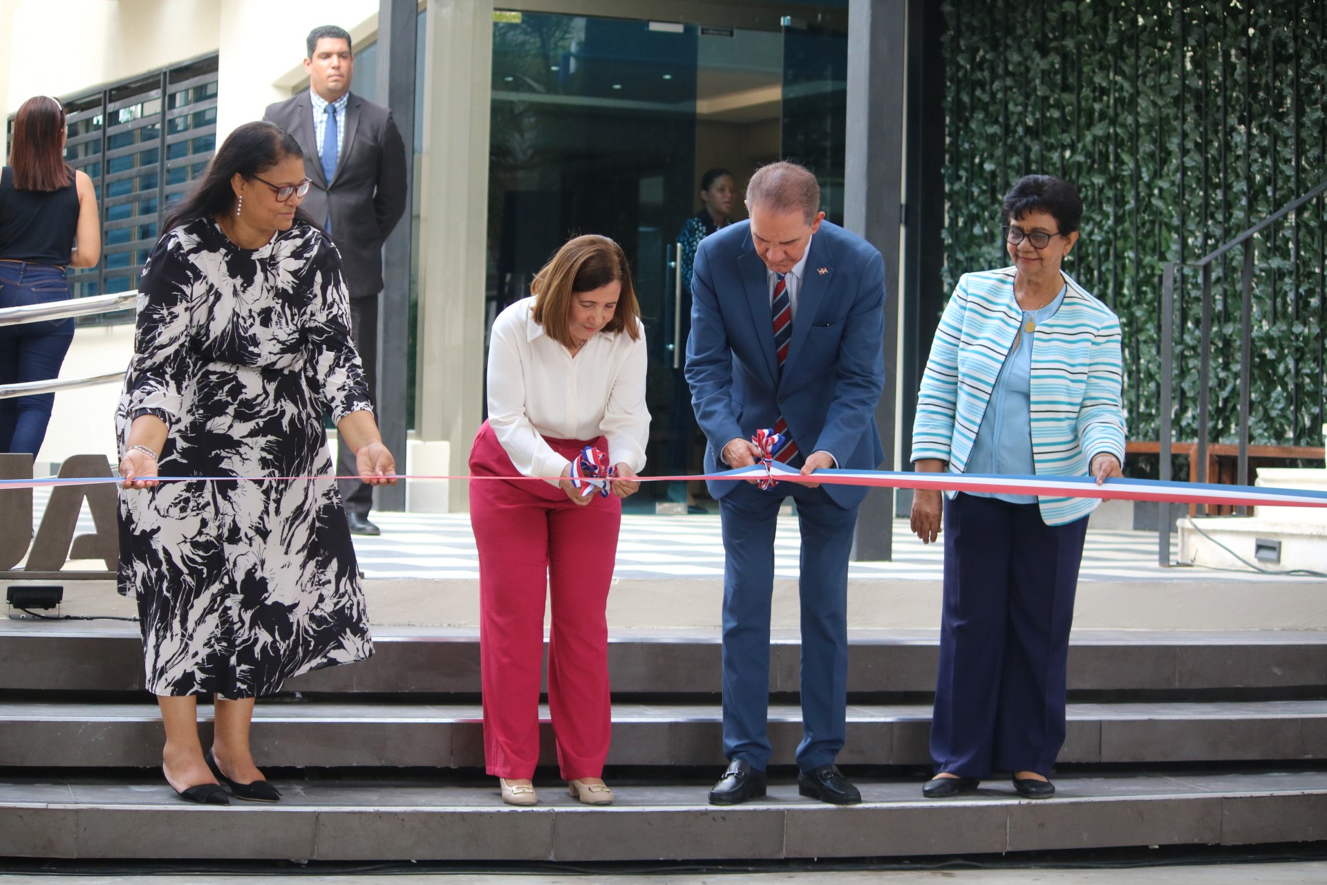 UAPA celebra su 29 aniversario con un nuevo edificio administrativo y postgrado en Santo Domingo