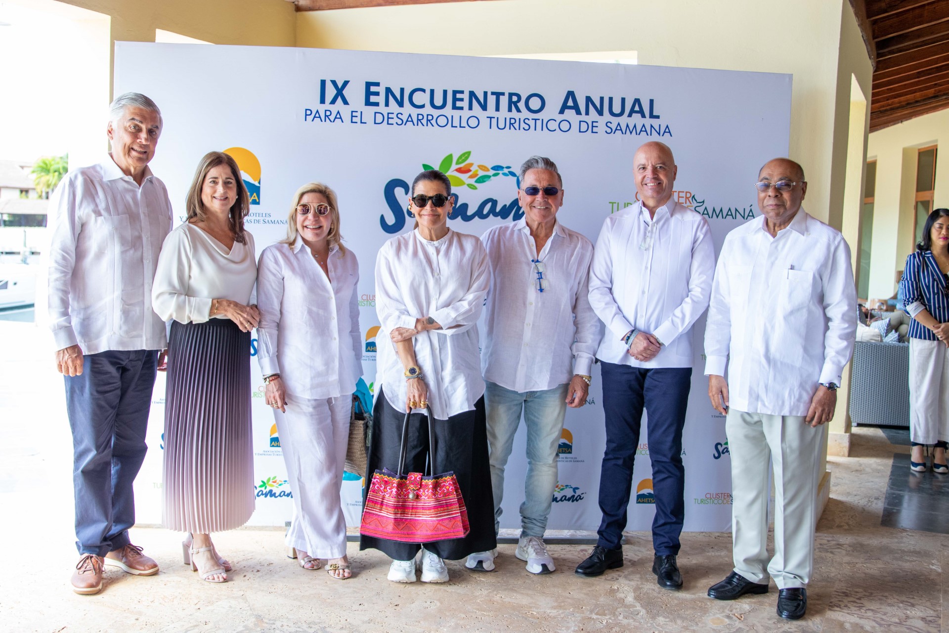 Clausuran con éxito el IX Encuentro Anual para el desarrollo turístico de Samaná: “Samaná, educación y competitividad en un destino”