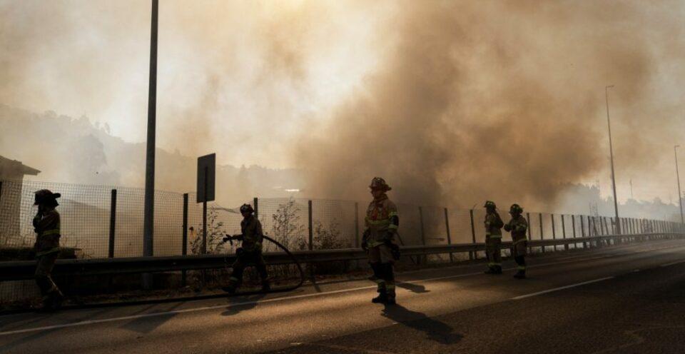 Aumentan a 112 muertos en los incendios de Valparaíso