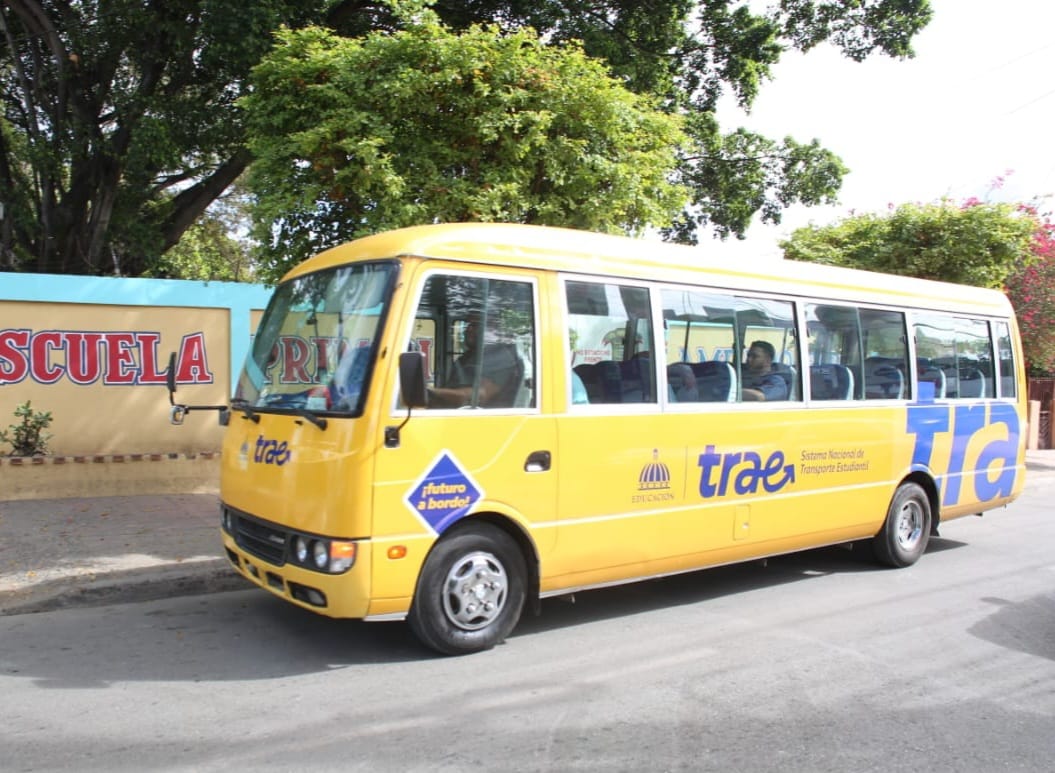 TRAE incorporará 717 nuevos autobuses durante el Mes de Patria para expandirse a otras provincias del país
