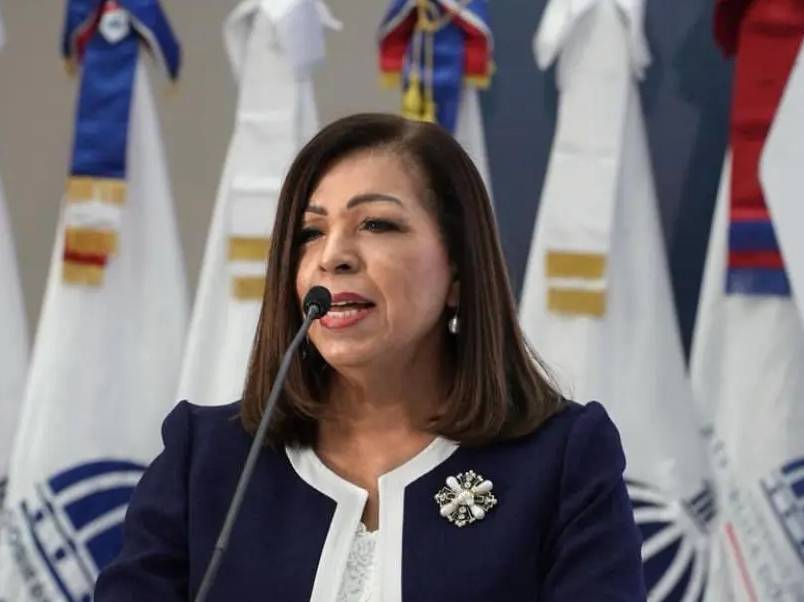 Designa a Ligia Pérez como presidenta ejecutiva de CONANI y a Maritza López, presidenta de IDECOOP