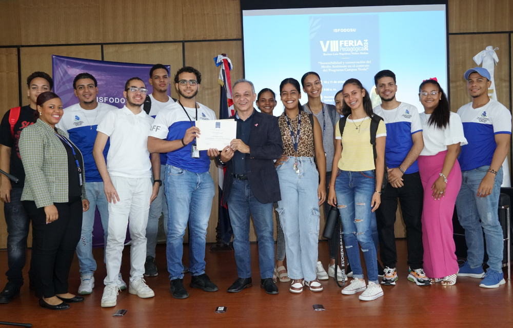 Recinto del ISFODOSU en Licey Al Medio promueve sostenibilidad y conservación del Medio Ambiente en 8va Feria Pedagógica